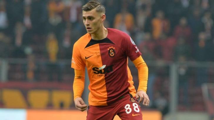 Galatasaray'dan Başakşehir maçında sürpriz tercih! Beşiktaş maçındaki performansından sonra yedek kulübesine çekiliyor... G5