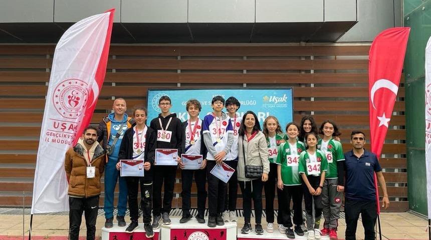 Muğla temsilcisi oryantiringde bölge şampiyonu oldu