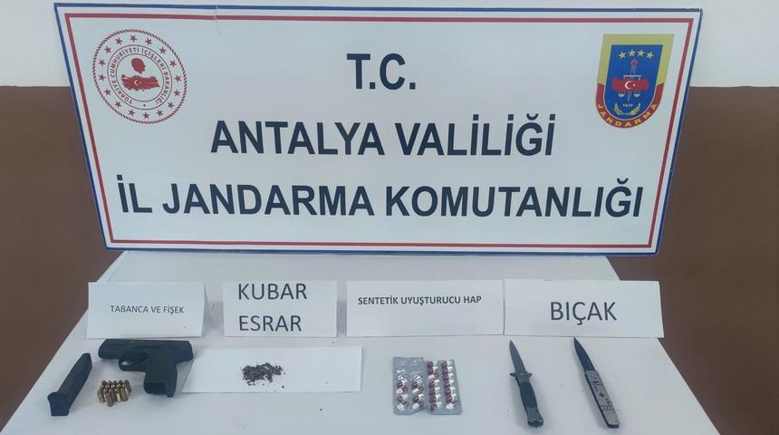 Antalya'da uyuşturucu operasyonlarında 7 şüpheli yakalandı