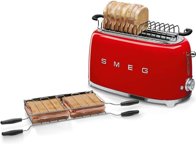 Kahvaltılarda vazgeçilmeziniz olacak Smeg marka ekmek kızartma makineleri