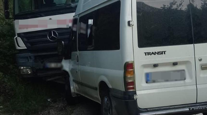Osmaniye'de trafik kazası: 7 kişi yaralandı!