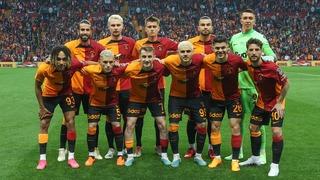 Galatasaray'da şov yaptı, kulübünden açıklama geldi! 'Teklifler var, satıyoruz!'