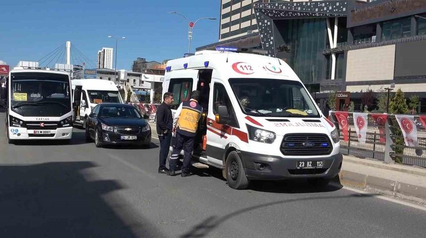 Elazığ’da trafik kazası: 2 yaralı