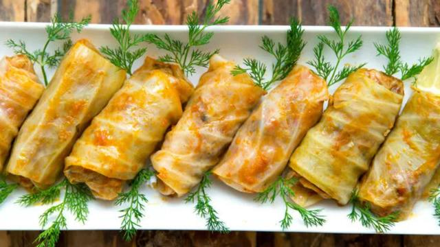 Gelinim Mutfakta güveçte lahana bohçası tarifi! Nefis lezzetiyle güveçte lahana bohçası nasıl yapılır?