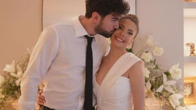 Eda Ece düğünü kendi mi yapmak istedi? İddialara sitem etti... Aklım fikrim ülkemde...