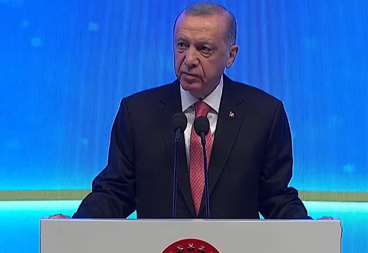 Son dakika | 'Seçimden sonra gündeme taşıyacağız' diyerek açıkladı! Erdoğan'dan Anayasa değişikliği mesajı