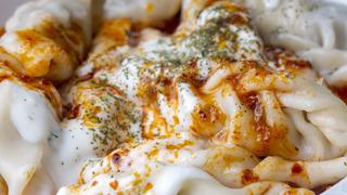 Gelinim Mutfakta tavuklu şiş mantı tarifi! Tavuklu şiş mantı nasıl yapılır?