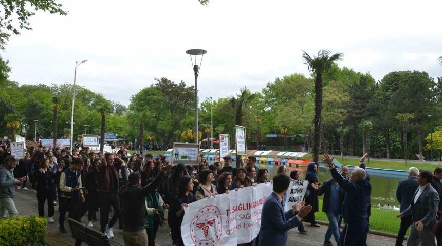 Bursa İl Sağlık Müdürlüğü’nden yürüyüş etkinliği