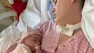 Beyin tümörü patlaması yüzünden komadayken doğum yaptı! Doğumdan sonra...