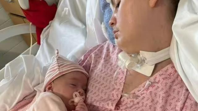 Beyin tümörü patlaması yüzünden komadayken doğum yaptı! Doğumdan sonra...