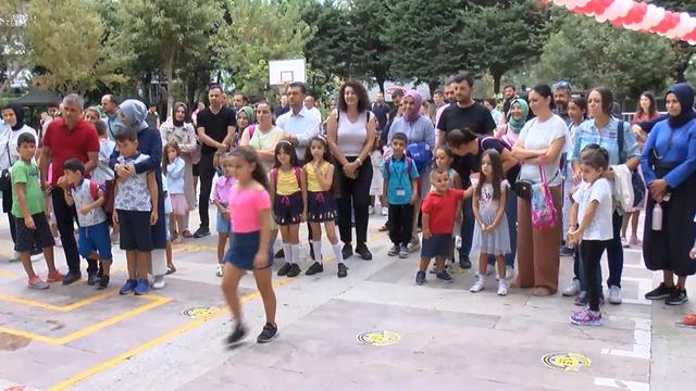 Velileri uyardı: Fahiş bedel ödemek istemiyorsanız bunu yapın! Özel okullarda yüzde 65 zam oranıyla ilgili mahkemeden dikkat çeken karar