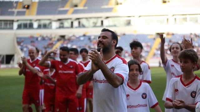 TFF'nin 'Omuz Omuza' kampanyası için gösteri maçı gerçekleşti