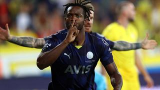 Fenerbahçe'ye Michy Batshuayi piyangosu! 3 takım peşine düştü ve servet ödemeye hazırlar...