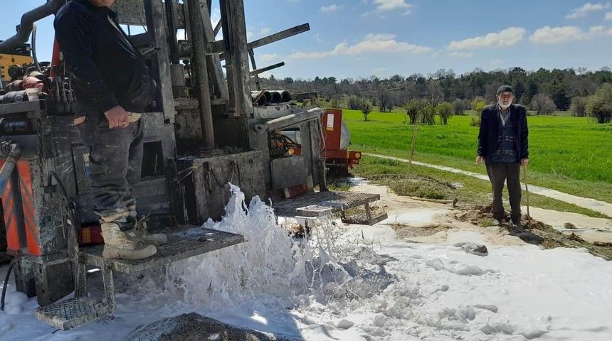 Aslanapa Abaş köyü imece usulü içme suyuna kavuştu