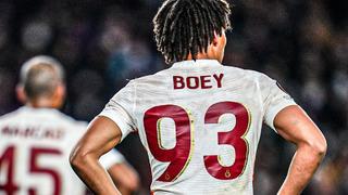 Galatasaray'ın bonservis rekorunu kırabilir! Sacha Boey için ödenecek rakam dudak uçuklattı