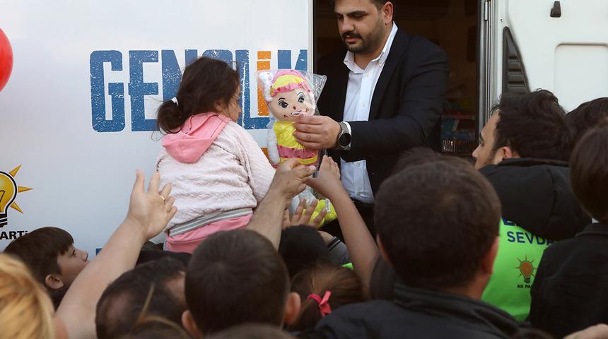 AK Parti İzmir milletvekili adayı İnan: 14 Mayıs'taki seçimlerde gençlerin oyları önemli