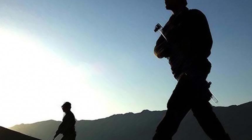 SON DAKİKA | Bakanlık duyurdu! 2 PKK'lı terörist silahlarıyla birlikte etkisiz hale getirildi