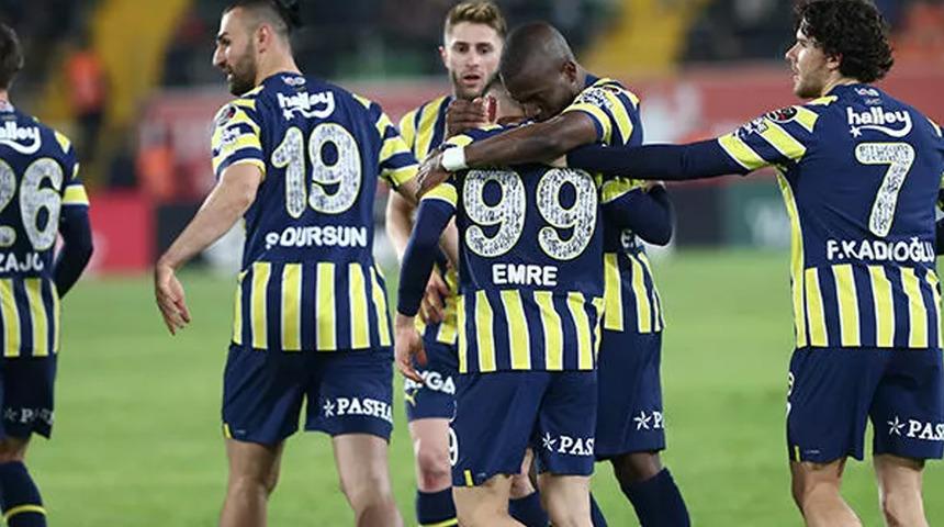 Fenerbah&ccedil;e'nin yıldızına İtalyanlar talip oldu! 200 milyonluk piyango