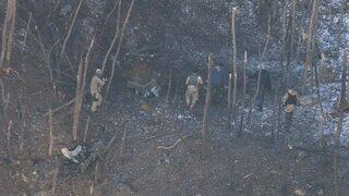 Yapılan anonsa rağmen sonunu hazırladı! Sığınaktan çıkan terörist askere ateş açtı