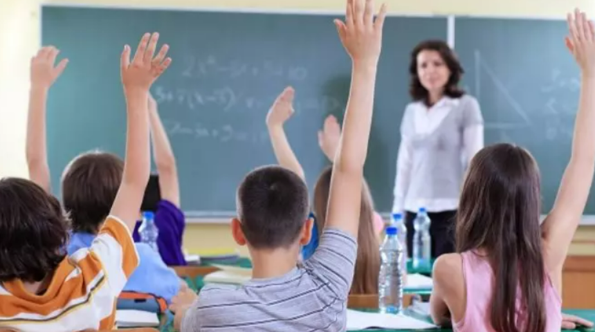 15 Mayıs Pazartesi günü okullar tatil mi? Bakan Özer açıkladı! Seçimden sonraki gün okullar tatil mi?