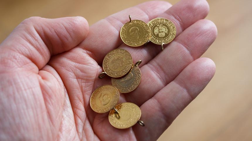 Son dakika: Çeyrek altın 5000 lirayı aştı, gram altın ve ons bir kez daha rekor kırdı! İslam Memiş açıkladı, ilk kez bu rakamı duyacaksınız: '4500 lira olabilir'