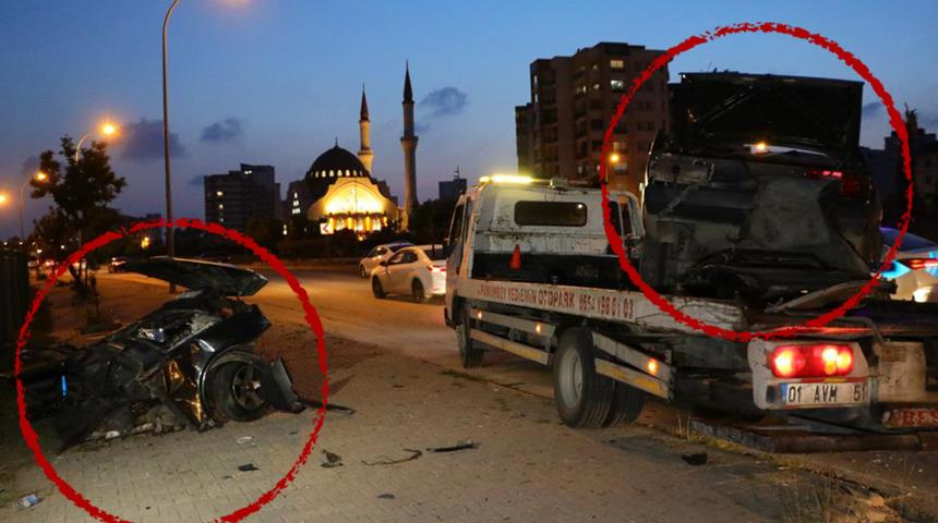 Direğe çarpan otomobil ikiye bölündü! Feci kazada araç sürücüsü hayatını kaybetti