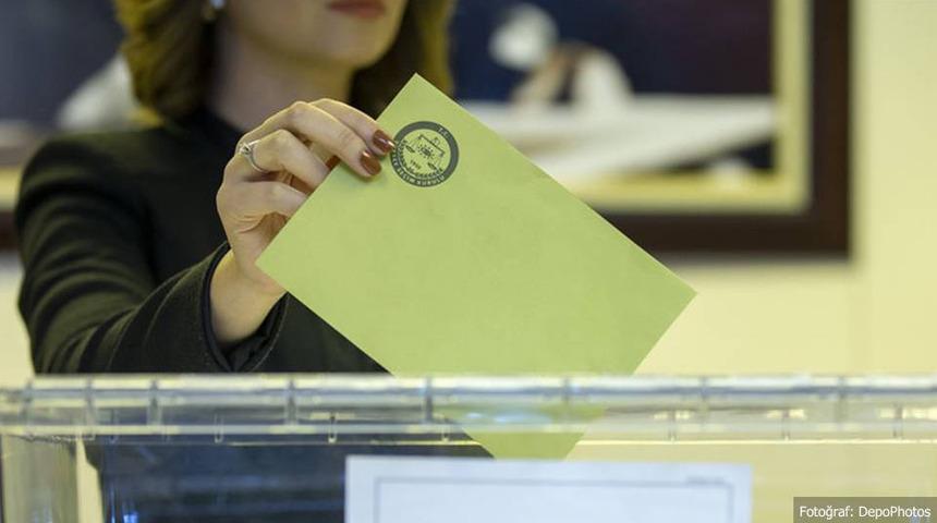 OY KULLANIRKEN GEREKLİ BELGELER 2023: Cumhurbaşkanlığı seçimi 2. turda seçmen kağıdı zorunlu mu? Kimlik, pasaport, sürücü belgesi...