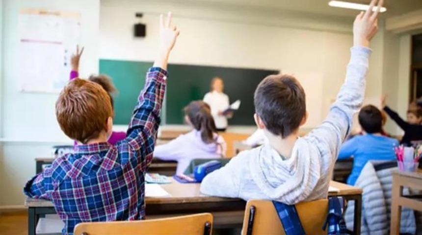 BUGÜN OKULLAR TATİL Mİ? 15 Mayıs 2023 Pazartesi günü ve bu hafta okullar tatil mi, kapalı mı? MEB'den yapılan açıklama!