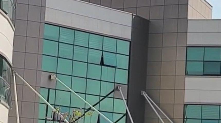 Mersin’de hastane yemekhanesinde çıkan yangın korkuttu