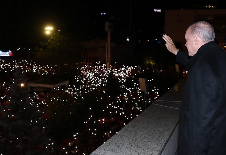 Türkiye'deki seçimler dünyada geniş yankı uyandırdı! 'Erdoğan ilk turu rahat bir şekilde önde götürdü'