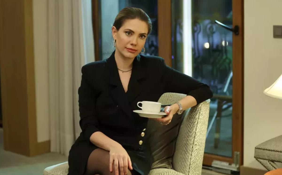 Yasak Elma da beklenmedik değişiklik! Eda Ece teklifi kabul etmedi 1