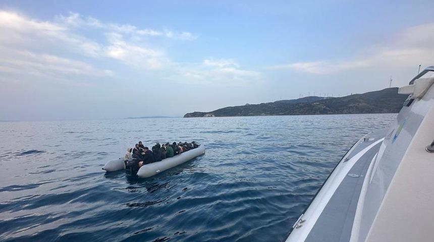 İzmir açıklarında 115 düzensiz göçmen kurtarıldı, 85 göçmen yakalandı