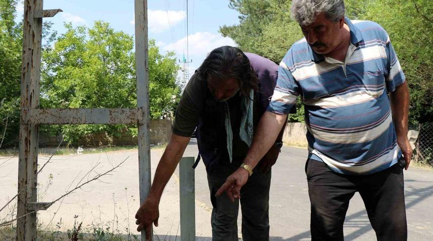 Ter&ouml;r baskınının yaşandığı Uluk&ouml;y&rsquo;de 30 yıldır silinmeyen izler