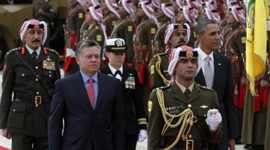 Kral Prensleri görevden aldı! Konuşanlara ceza geliyor...