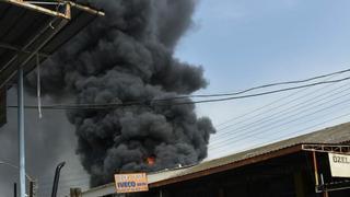 Son dakika: İzmir'de korkutan yangın! Şehrin farklı noktalarından görüldü