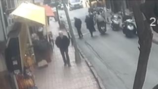 İstanbul’da yaşlı çifte kapkaççı şoku! Polis tarafından böyle tespit edildiler