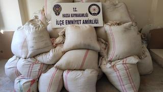 Hatay'da 900 kilogram kaçak tütün ele geçirildi