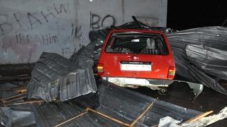 Yozgat'ta şiddetli rüzgar çatıları uçurdu