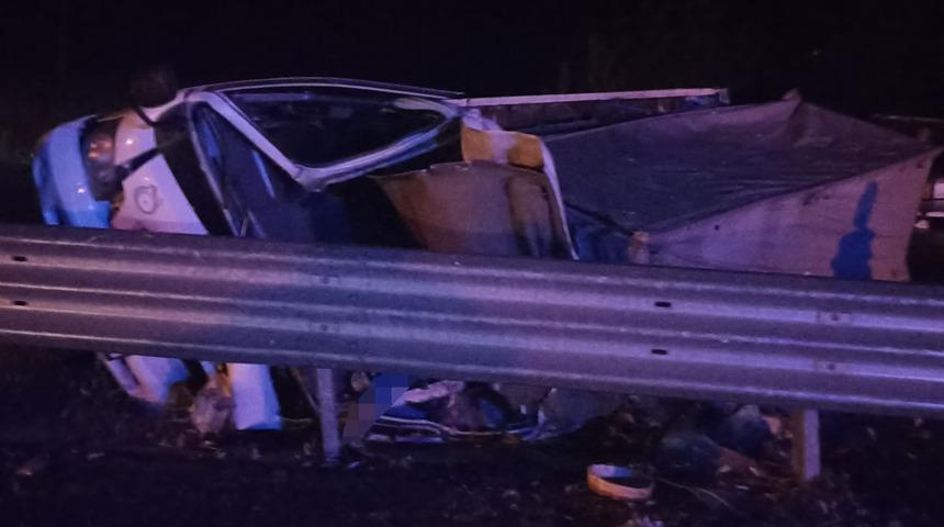 Kastamonu'da devrilen kamyonetteki 1 kişi öldü, 1 kişi yaralandı