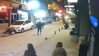 Miras paylaşımı kavgasında dehşet! Dayıyla yeğen caddede karşılaşınca... O anlar kamerada