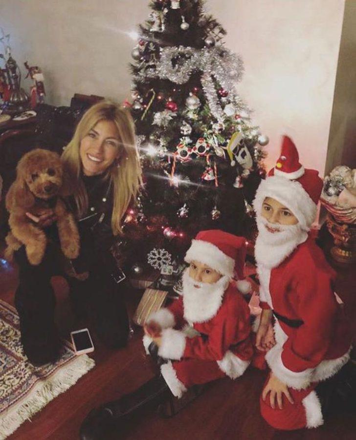 Amuda kalkan Çağla Şıkel kusursuz vücuduyla göz kamaştırdı G4