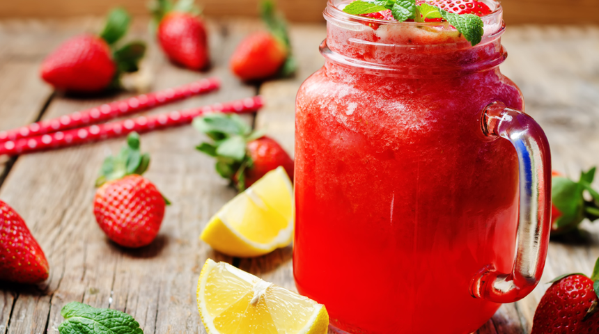 İçinizi ferahlatacak çilekli limonata tarifi! Evde çilekli limonata nasıl yapılır?