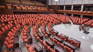 TBMM'de bir ilk! Rakam belli oldu: 335 kişi var... AK Parti ve CHP'deki oran şaşırttı