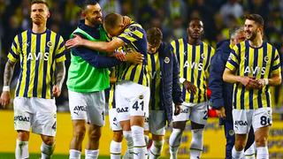 Fenerbahçe'de Trabzonspor derbisine saatler kala karar! Serdar Aziz kadrodan çıkarıldı