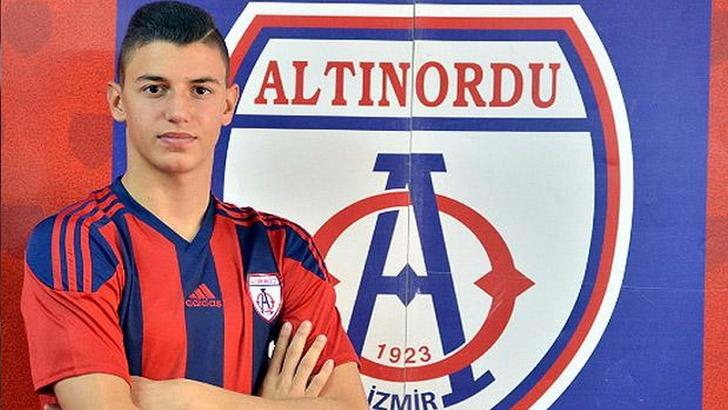 Altınordu'da deprem! Küme düşmeme yarışının son haftasında ilginç karar! ''Yoruldum kelimesi çok yetersiz, ben bittim...'' G3