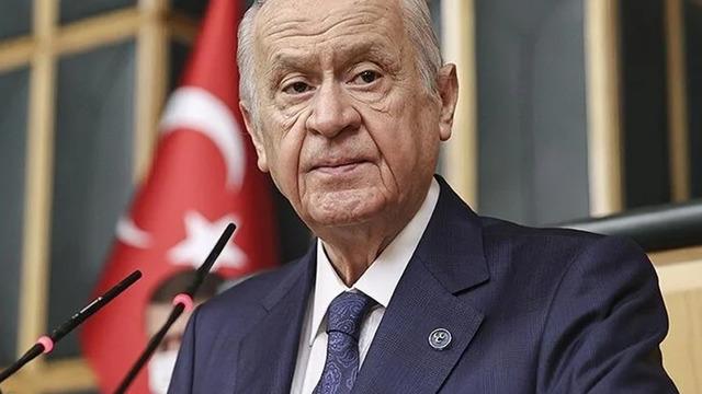 MHP Lideri Bahçeli'den sert tepki: Depremzede vatandaşlarımıza küfürler savurması affedilemez bir alçaklıktır