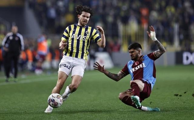 Ferdi Kadıoğlu nun babasından transfer açıklaması! Bizi her zaman şaşırtıyor... 1