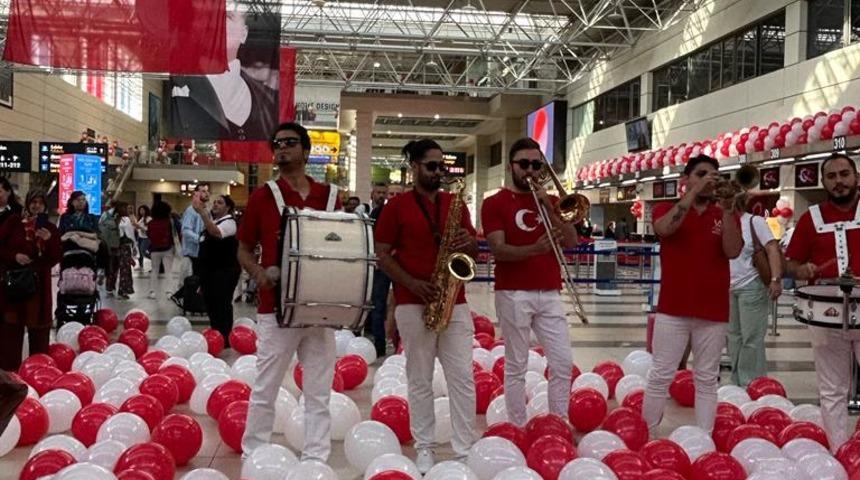 Fraport TAV Antalya Havalimanı'nda 19 Mayıs etkinliği düzenlendi
