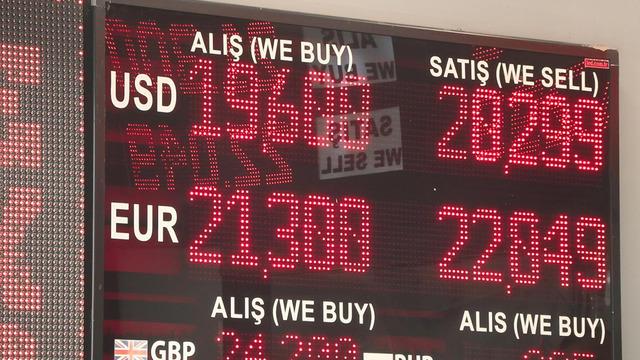 İstanbul'da ilçeden ilçeye kur farkı! 'Yatırımcılar arasında panik oluşuyor'