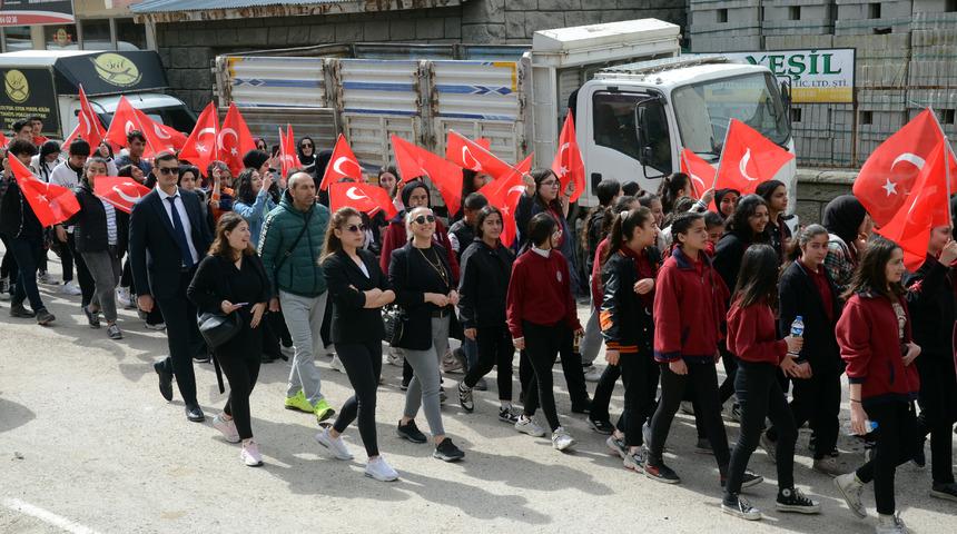 Doğu Anadolu'da 19 Mayıs Atatürk'ü Anma, Gençlik ve Spor Bayramı kutlanıyor